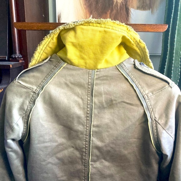 Diesel jacket/coat. - Picture 5 of 13